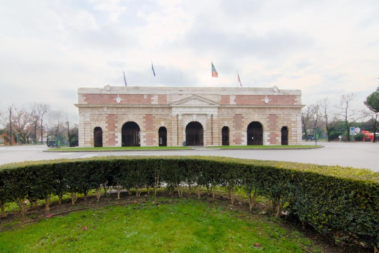 Residenza Bacco - Porta Nuova Apartment Verona Exterior photo